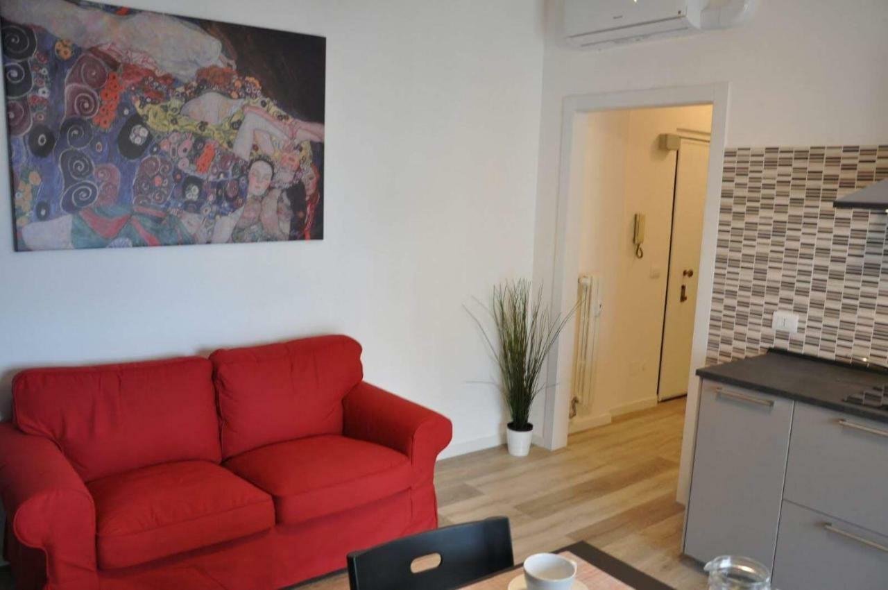 Milano Easy Apartment San Donato Milanese Exterior photo